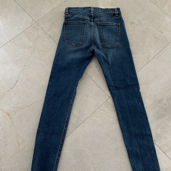 Veronica Beard Faye High-Rise Button-Fly Skinny Jeans w/ Frayed Hem - Picture 4 of 7